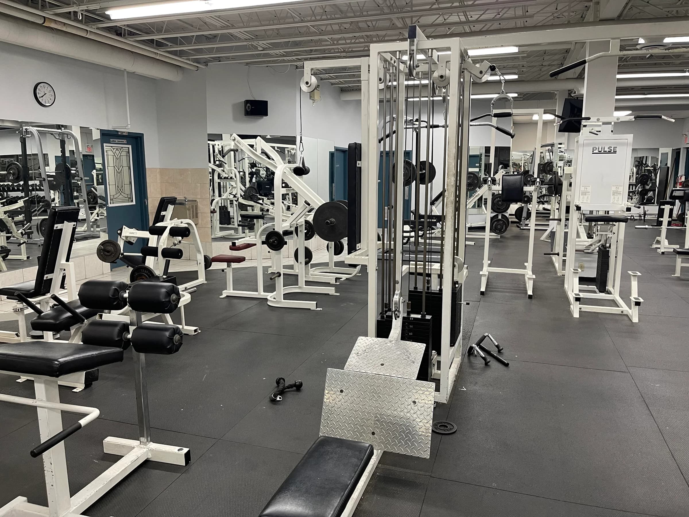 Cardio and weight floor
